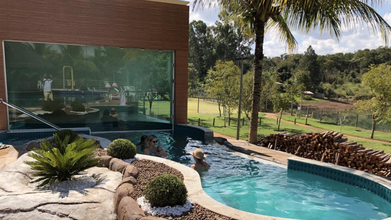 Pontal Do Lago Flat Caldas Novas Ngoại thất bức ảnh